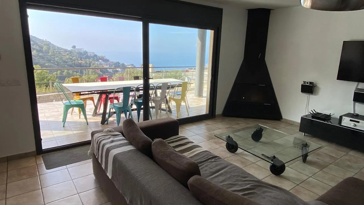 Villa avec piscine et magnifique vue mer Roses Espagne